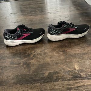 Brooks Ghost 14